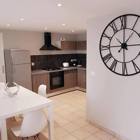 Daire Vue Imprenable Avec Terrasse De 100 M2