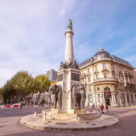 Vue Imprenable Avec Terrasse De 100 M2